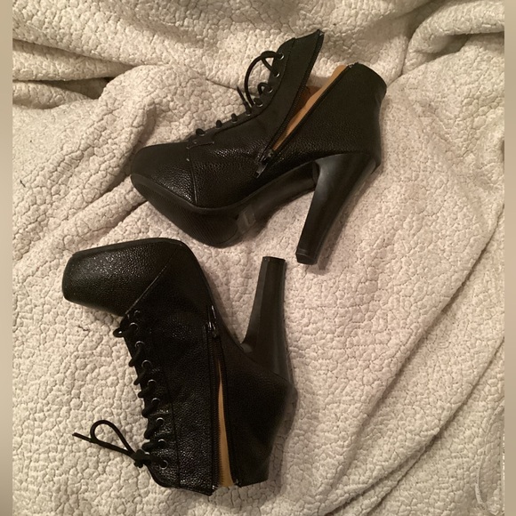 Charolette Russe Women's Black Ankle Boots. Zip or Lace up Platform block Heels - Picture 4 of 12
